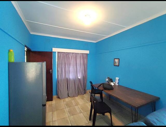 9 BEDROOM HOUSE FOR SALE IN SCOTTSVILLE